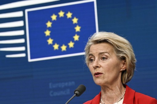 Ucraina, von der Leyen “No revoca sanzioni finchè Russia non pone fine a guerra” Ucraina, von der Leyen “No revoca sanzioni finchè Russia non pone fine a guerra”