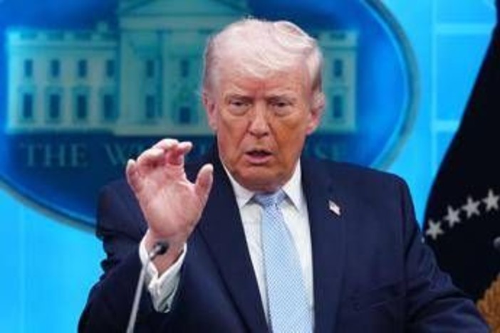 Iran, il report Cia smentisce Trump: Teheran può resistere 4 mesi al blocco navale