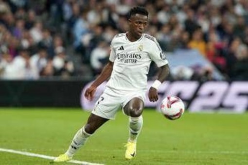 Real Madrid, paura per Vinicius Jr: incendio nella sauna Real Madrid, paura per Vinicius Jr: incendio nella sauna