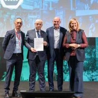 Accordo Anaci-Cri-Sima, i condomini diventano presidi sanitari per anziani e fragili Accordo Anaci-Cri-Sima, i condomini diventano presidi sanitari per anziani e fragili