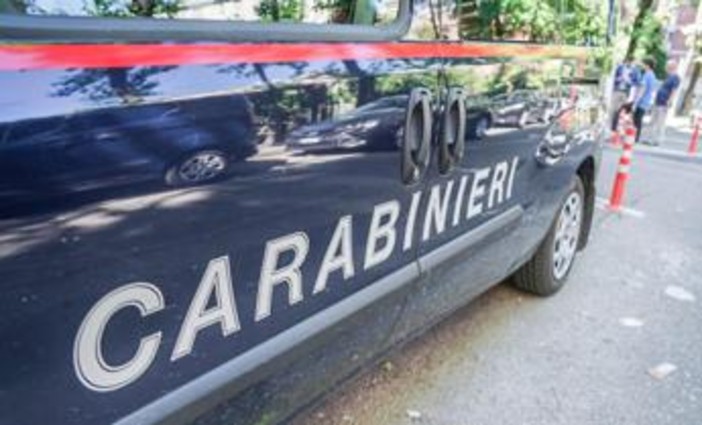 Assalto a un bancomat con esplosivo, bottino di oltre 50mila euro