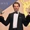 Emmy 2026, 14 premi a 'Widow's Bay'. Matthew Rhys e Jean Smart scrivono la storia