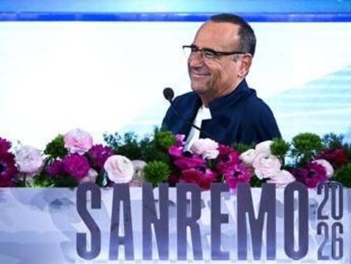 Sanremo 2026, Conti esulta per gli ascolti e lascia conferenza in anticipo: "Devo preparare sorprese per stasera" Sanremo 2026, Conti esulta per gli ascolti e lascia conferenza in anticipo: "Devo preparare sorprese per stasera"