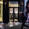 Cosmetici, smartphone e abiti firmati: il bottino dei saccheggi in vendita su Vinted Cosmetici, smartphone e abiti firmati: il bottino dei saccheggi in vendita su Vinted