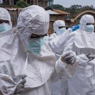 Ebola, dottoressa italiana in rientro dal Congo: è entrata in contatto con pazienti contagiati