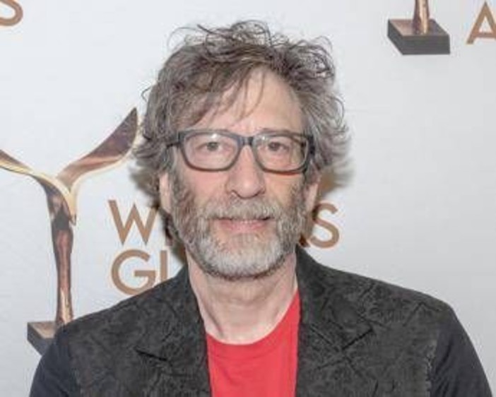 Neil Gaiman rompe il silenzio sulle accuse di molestie: "È tutto falso"