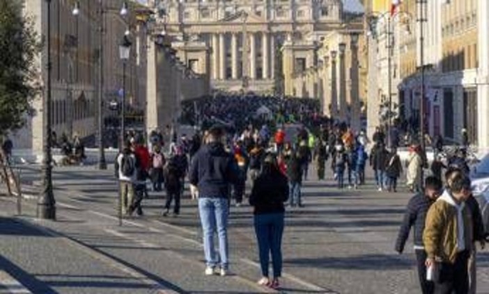 Manovra, dai pellegrini alle galline: la carica delle micro-norme Manovra, dai pellegrini alle galline: la carica delle micro-norme