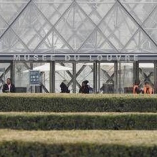Louvre, l'ultimo furto nel 1998: 27 anni fa rubata (e mai ritrovata) una tela di Camille Corot Louvre, l'ultimo furto nel 1998: 27 anni fa rubata (e mai ritrovata) una tela di Camille Corot