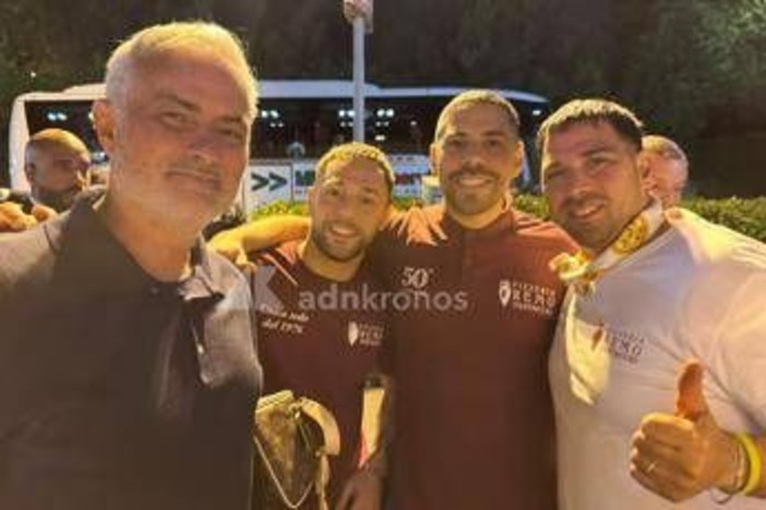 Mourinho ordina le pizze da 'Remo': così il Real Madrid ha festeggiato il trionfo contro la Roma