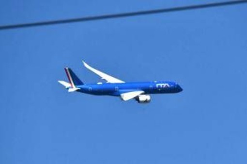 Malore su volo Parigi-Roma, australiana muore dopo atterraggio d'emergenza a Zurigo