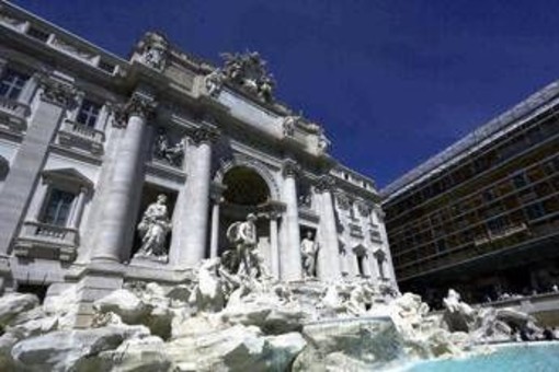 Roma, Fontana di Trevi e altri 5 siti a pagamento per turisti dall’1 febbraio