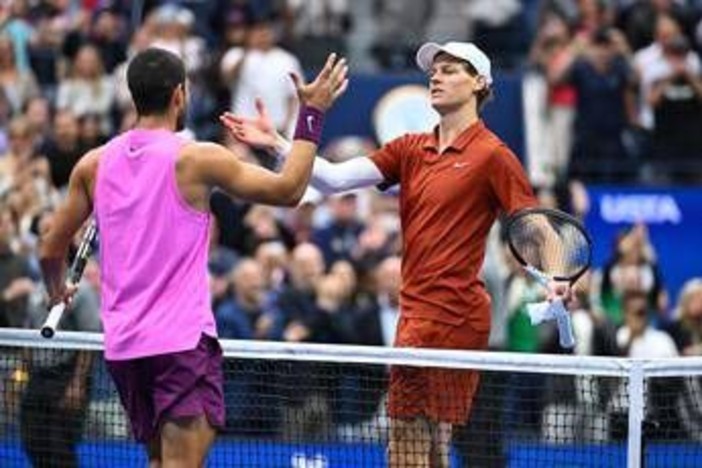 Sinner-Alcaraz, oggi finale Six Kings Slam: orario, precedenti e dove vederla in tv Sinner-Alcaraz, oggi finale Six Kings Slam: orario, precedenti e dove vederla in tv