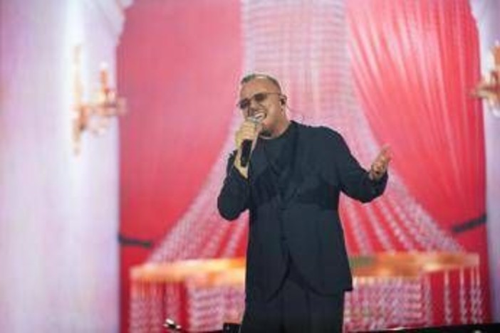 E' morto Vincenzo D'Agostino, paroliere per D'Alessio e autore di 'Rossetto e caffè'