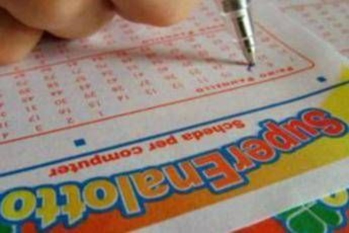SuperEnalotto, numeri e combinazione vincente 13 dicembre 2025 SuperEnalotto, numeri e combinazione vincente 13 dicembre 2025