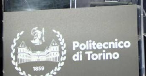Torino, prof israeliano sospeso dal rettore del Politenico: aveva difeso Idf durante lezione Torino, prof israeliano sospeso dal rettore del Politenico: aveva difeso Idf durante lezione