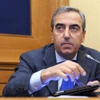 Gasparri si dimette in giornata da capogruppo di Forza Italia Gasparri si dimette in giornata da capogruppo di Forza Italia