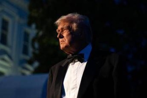 Trump all'attacco: "Deluso da Putin. Kimmel? Terribile, con lui Abc ha perso milioni" Trump all'attacco: "Deluso da Putin. Kimmel? Terribile, con lui Abc ha perso milioni"