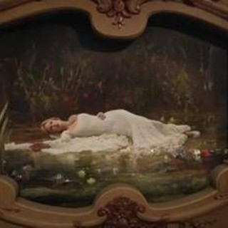 L'effetto Taylor Swift travolge un museo tedesco, fan in fila per Ophelia L'effetto Taylor Swift travolge un museo tedesco, fan in fila per Ophelia