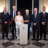 La fiamma olimpica di Milano-Cortina è arrivata in Italia