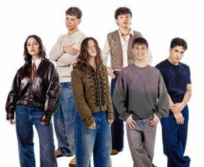 Amici, chi sono i cinque finalisti: tre ballerini, due cantanti Amici, chi sono i cinque finalisti: tre ballerini, due cantanti