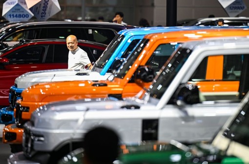Cina, produzione e vendita di auto ai massimi storici nel 2025 Cina, produzione e vendita di auto ai massimi storici nel 2025