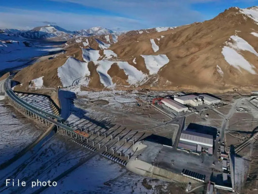 Cina, galleria autostradale più lunga del mondo in funzione entro fine anno Cina, galleria autostradale più lunga del mondo in funzione entro fine anno