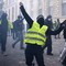 Francia, Gilet Gialli: "Domani in piazza, solo i regimi vietano le proteste"
