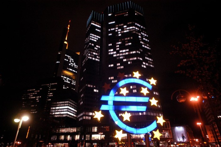 Bce, tassi fermi ma conflitto in Mo frena crescita e rilancia l’inflazione Bce, tassi fermi ma conflitto in Mo frena crescita e rilancia l’inflazione