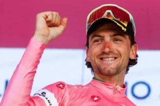 Giro d'Italia, Narvaez vince la quarta tappa. Ciccone nuova maglia rosa
