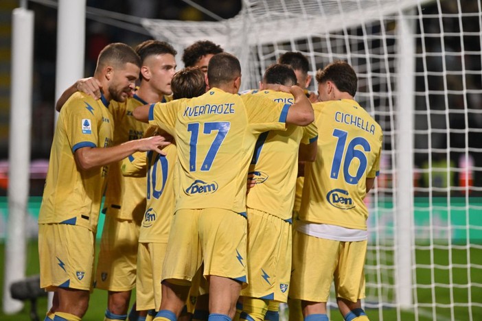 Pokerissimo Frosinone: 5-1 al Lecce e sesto posto in classifica