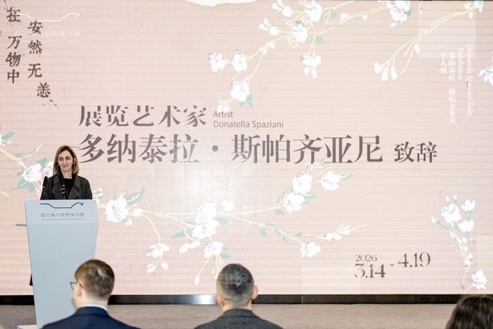 Cina, l’artista Donatella Spaziani tiene la prima mostra personale a Chongqing Cina, l’artista Donatella Spaziani tiene la prima mostra personale a Chongqing