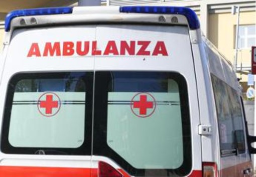 Turista travolta e uccisa da bus a Livorno, grave il compagno