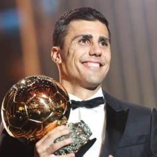 Pallone d'oro 2025, oggi la cerimonia: orario, candidati e dove vederla Pallone d'oro 2025, oggi la cerimonia: orario, candidati e dove vederla