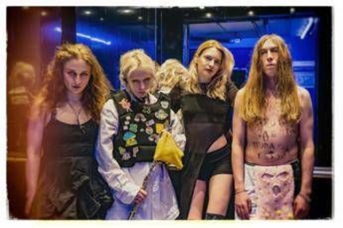 Pussy Riot: "Putin può uccidere chiunque, non ci sono conseguenze" Pussy Riot: "Putin può uccidere chiunque, non ci sono conseguenze"