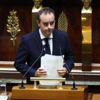Francia, Lecornu: "Riforma delle pensioni sospesa fino alle presidenziali" Francia, Lecornu: "Riforma delle pensioni sospesa fino alle presidenziali"