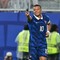Pioggia e fulmini non fermano la Francia, Iraq al tappeto per 3-0 Pioggia e fulmini non fermano la Francia, Iraq al tappeto per 3-0