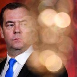 Medvedev mette nel tritacarte Merz, von der Leyen e Starmer: "Nessuno ferma la Russia" Medvedev mette nel tritacarte Merz, von der Leyen e Starmer: "Nessuno ferma la Russia"