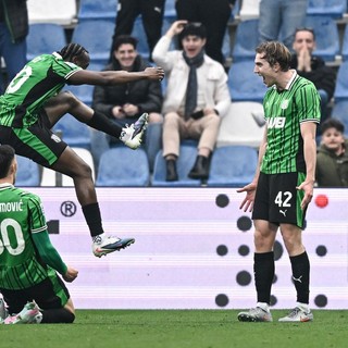 Impresa Sassuolo, resta in dieci ma batte 2-1 l’Atalanta